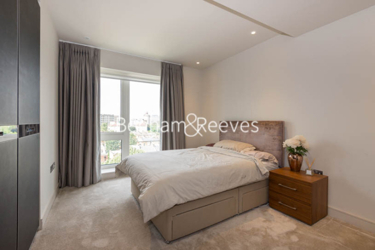 2  bedrooms flat to rent in Brunswick House, Fulham Reach, W6-image 8