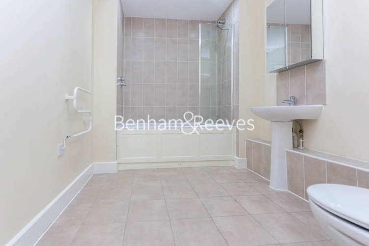 2  bedrooms flat to rent in Glenthorne Road, Hammersmith, W6-image 4