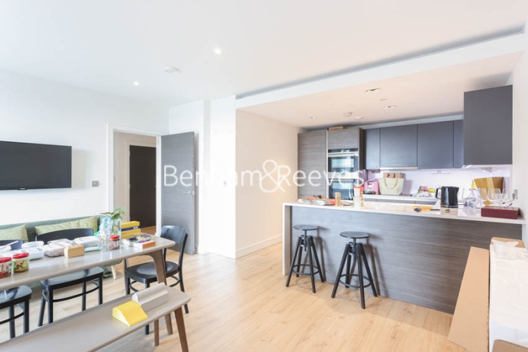 2 bedrooms flat to rent in Beadon Road, Hammersmith, W6-image 3