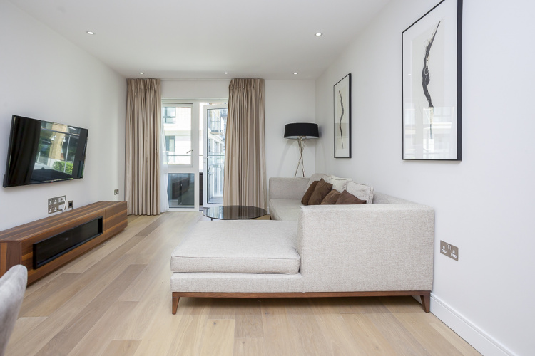1  bedroom flat to rent in Fulham Reach, Hammersmith, W6-image 1