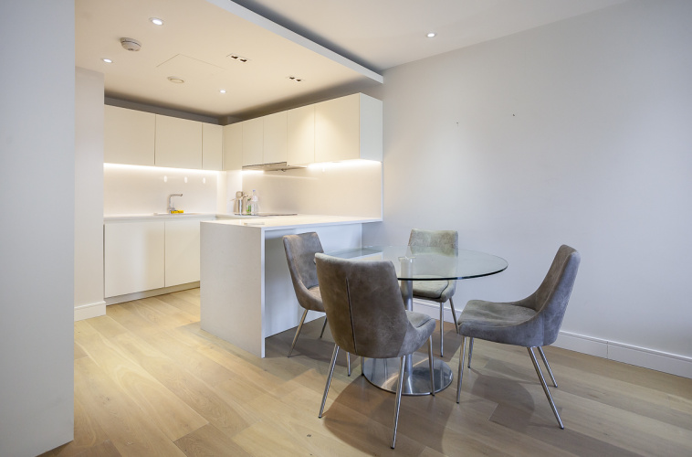 1  bedroom flat to rent in Fulham Reach, Hammersmith, W6-image 2