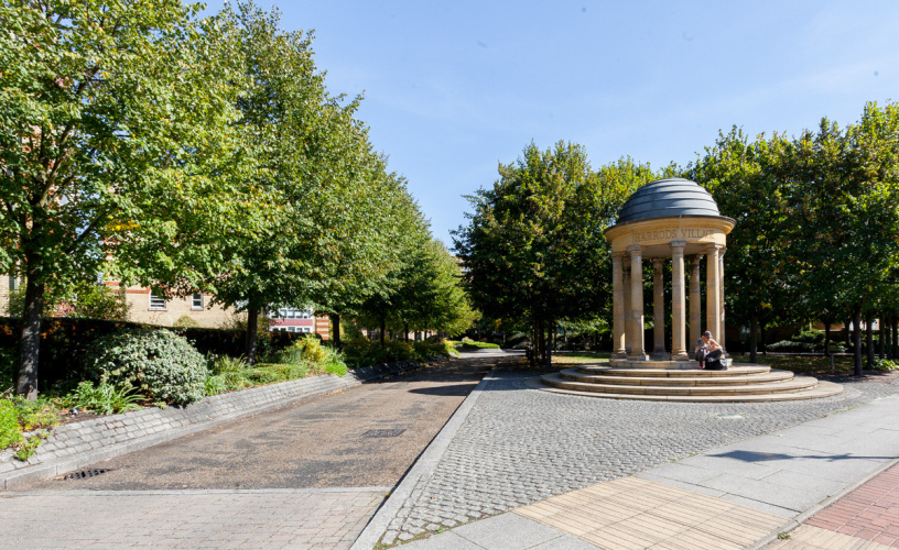 2  bedrooms flat to rent in Harrods Village, Barnes, SW13-image 6