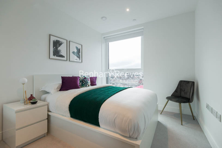 2  bedrooms flat to rent in Sovereign Court, Hammersmith, W6-image 14