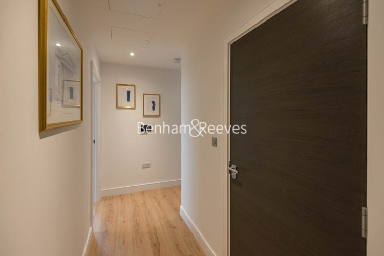 2  bedrooms flat to rent in Sovereign Court, Hammersmith, W6-image 17