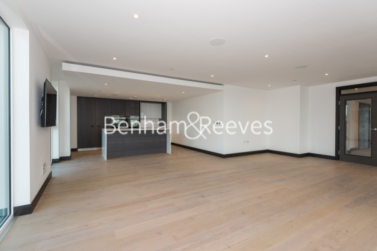 3 bedrooms flat to rent in Sovereign Court, Hammersmith, W6-image 13