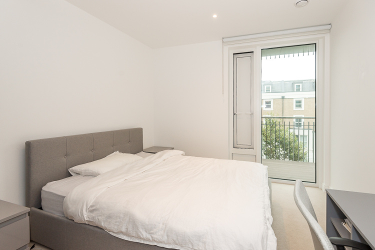 1  bedroom flat to rent in Sovereign Court, Hammersmith, W6-image 3