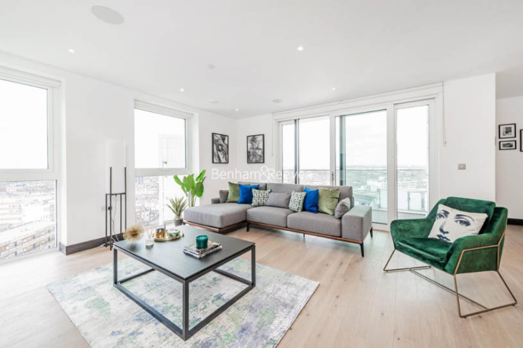 3  bedrooms flat to rent in Sovereign Court, Hammersmith, W6-image 1