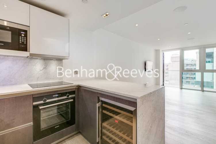 5  bedrooms flat to rent in Sovereign Court, Hammersmith, W6-image 12