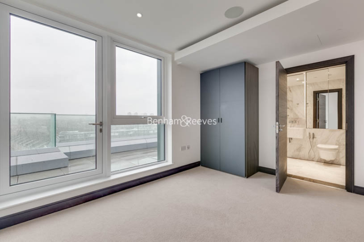 3 bedrooms flat to rent in Sovereign Court, Hammersmith, W6-image 8