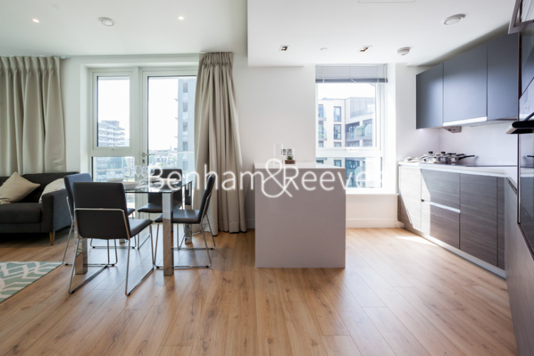 2  bedrooms flat to rent in Sovereign Court, Hammersmith, W6-image 3
