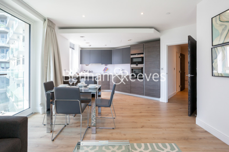 2  bedrooms flat to rent in Sovereign Court, Hammersmith, W6-image 8