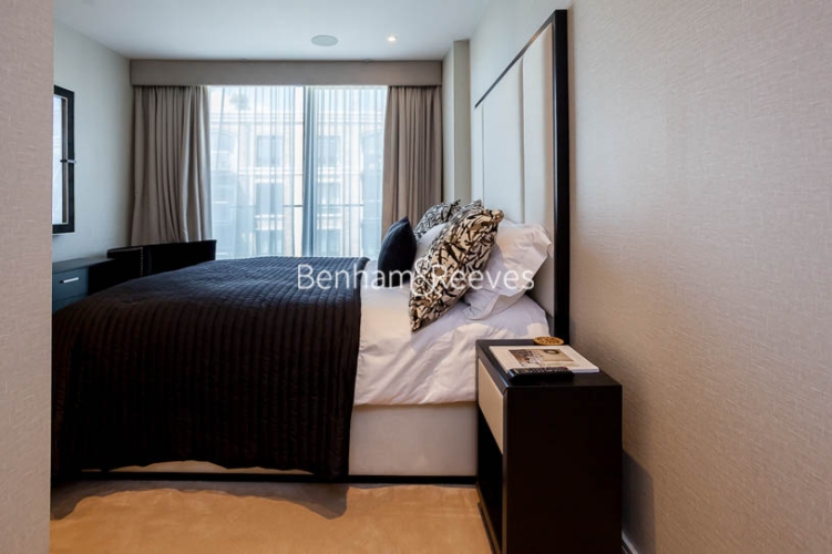 3  bedrooms flat to rent in Goldhurst House, Fulham Reach, W6-image 11