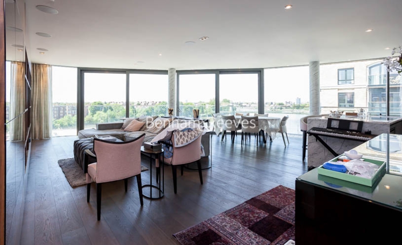 3  bedrooms flat to rent in Goldhurst House, Fulham Reach, W6-image 16
