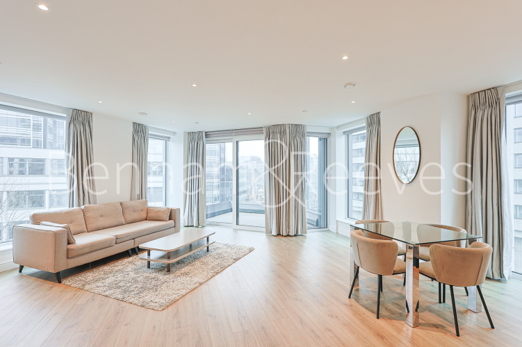 2  bedrooms flat to rent in Marquis House, Beadon Road, W6-image 3