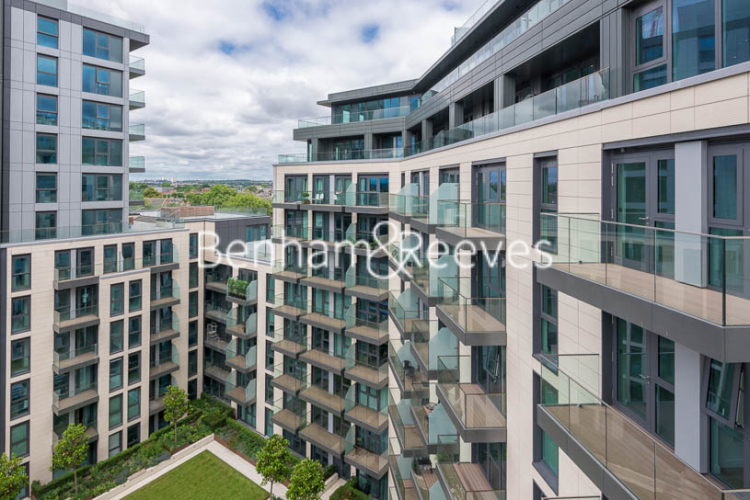 2  bedrooms flat to rent in Sovereign Court, Beadon Road, W6-image 5
