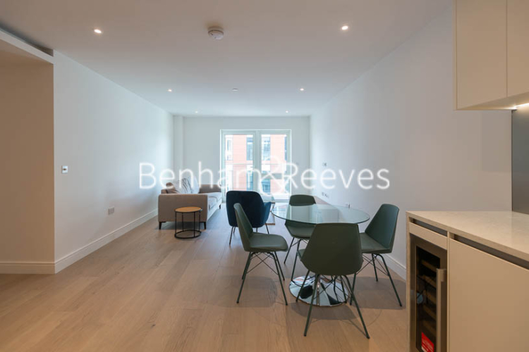 2  bedrooms flat to rent in Fulham Reach, Hammersmith, W6-image 3