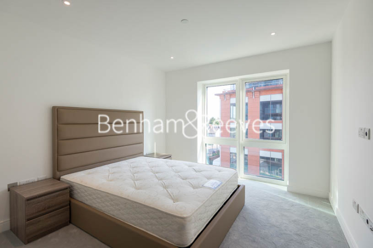 2 bedrooms flat to rent in Fulham Reach, Hammersmith, W6-image 9