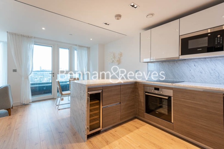 1  bedroom flat to rent in Lancaster House, Hammersmith, W6-image 2