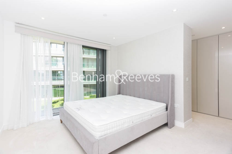 3 bedrooms flat to rent in Parr's Way, Hammersmith, W6-image 3