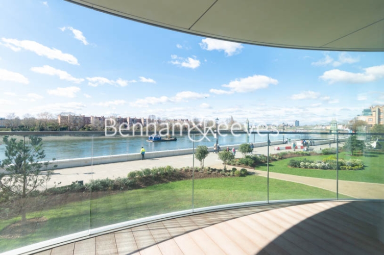 3  bedrooms flat to rent in Parr's Way, Hammersmith, W6-image 14
