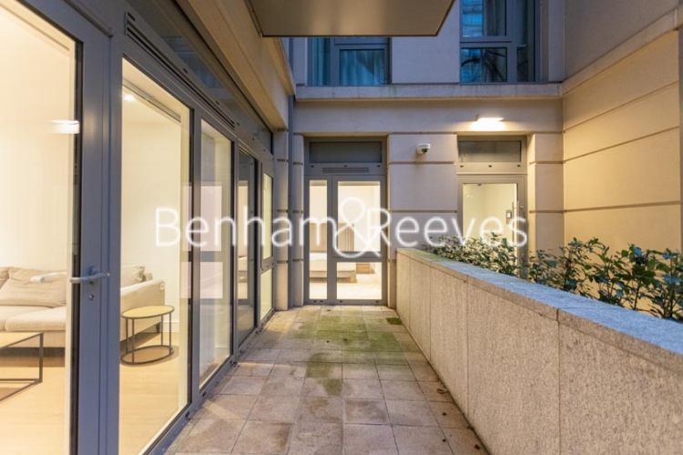 2 bedroom(s) flat to rent in Faulkner House, Hammersmith, W6-image 20