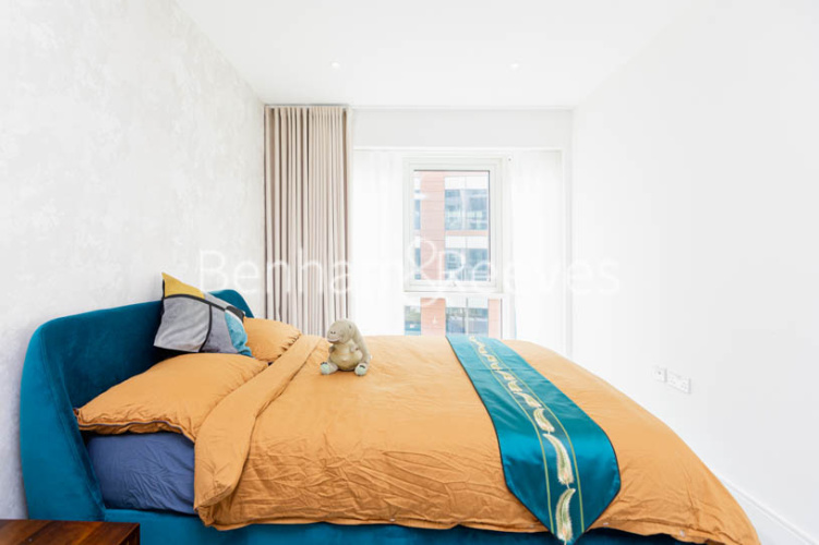 2  bedrooms flat to rent in Faulkner House, Hammersmith, W6-image 8