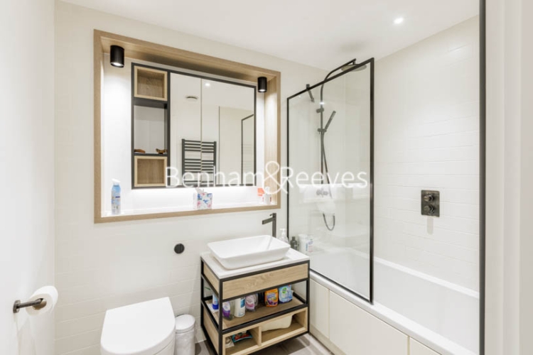 2 bedrooms flat to rent in Beaulieu House, Hammersmith, W6-image 9