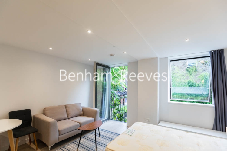 Studio flat to rent in Albion Court, Hammersmith, W6-image 7