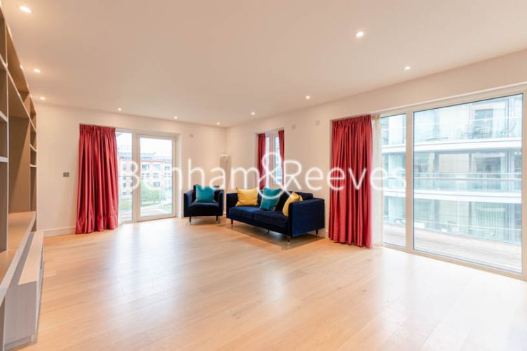 3 bedrooms flat to rent in Faulkner House, Hammersmith, W6-image 1