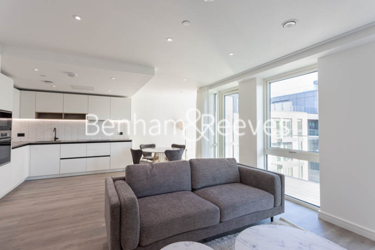 2  bedrooms flat to rent in Matcham House, Hammersmith, W6-image 1