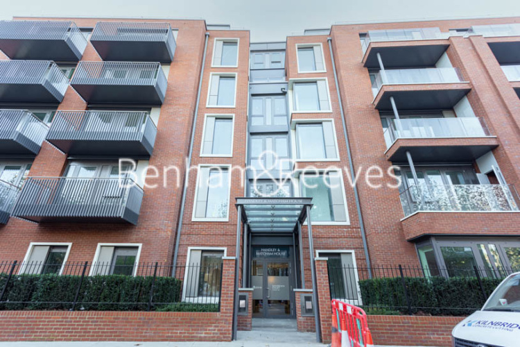 2  bedrooms flat to rent in Matcham House, Hammersmith, W6-image 7