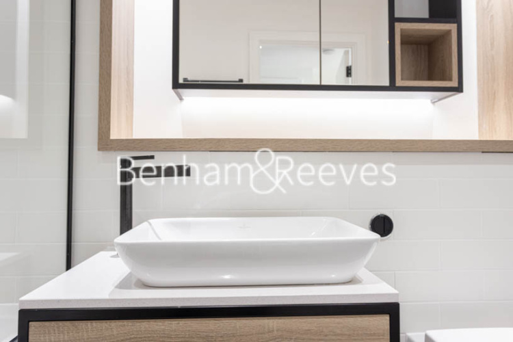2  bedrooms flat to rent in Matcham House, Hammersmith, W6-image 24