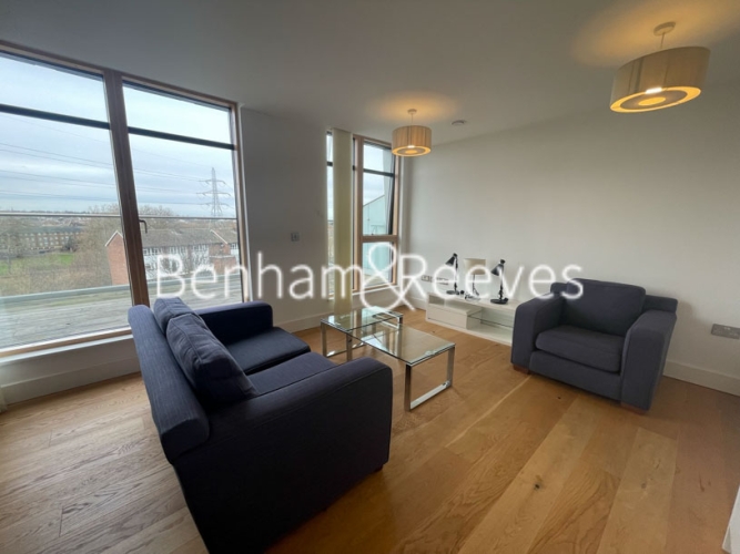 2 bedrooms flat to rent in Colliers wood, Cavendish Road, SW19-image 6