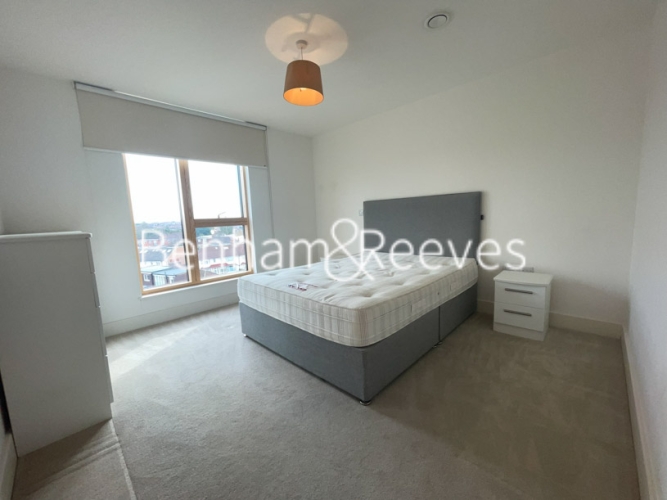 2 bedrooms flat to rent in Colliers wood, Cavendish Road, SW19-image 8
