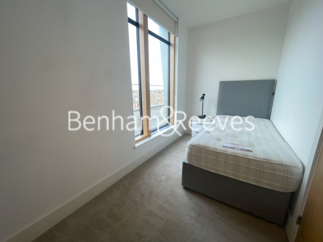 2 bedrooms flat to rent in Colliers wood, Cavendish Road, SW19-image 9