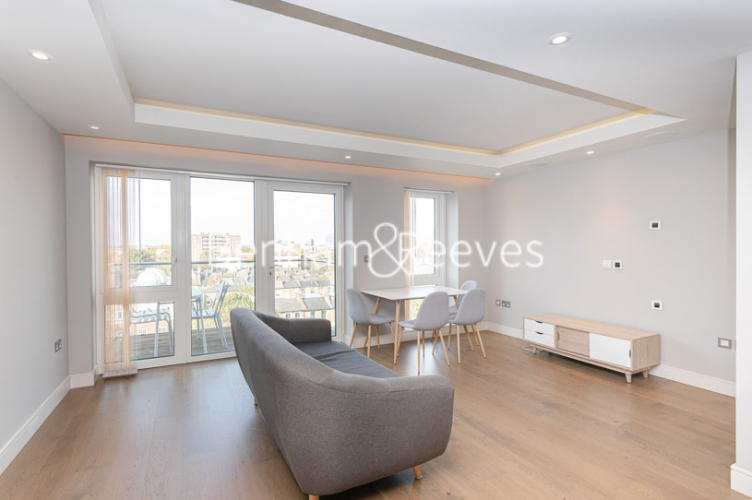 2  bedrooms flat to rent in Parrs Way, Hammersmith, W6-image 11