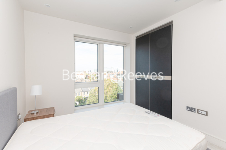 2  bedrooms flat to rent in Parrs Way, Hammersmith, W6-image 17