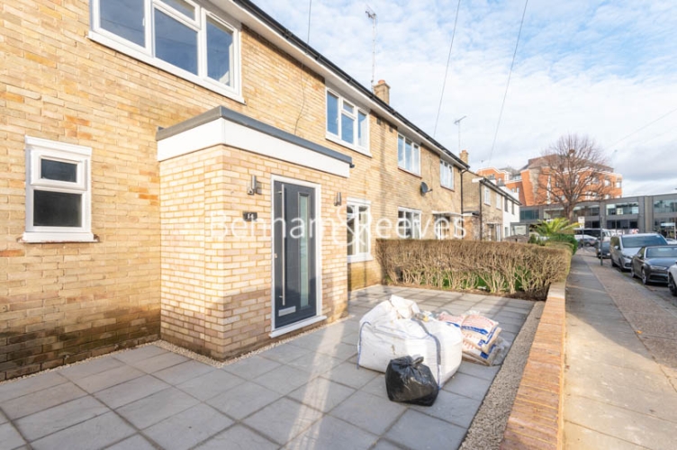 4  bedrooms house to rent in Chancellor Road, Hammersmith, W6-image 7
