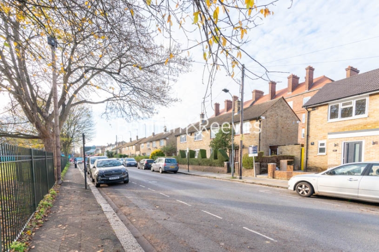 4 bedrooms house to rent in Chancellor Road, Hammersmith, W6-image 13