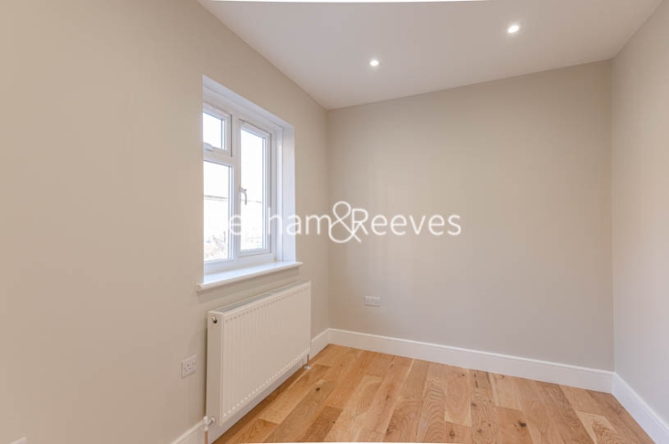 4  bedrooms house to rent in Chancellor Road, Hammersmith, W6-image 16