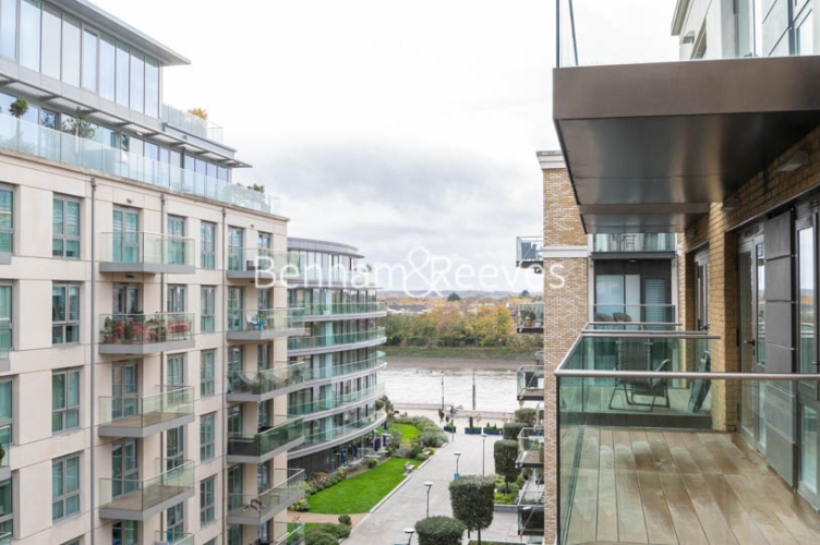 2 bedrooms flat to rent in Parrs Way, Hammersmith, W6-image 9