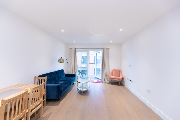 2  bedrooms flat to rent in Faulkner House, Tierney Lane, W6-image 1