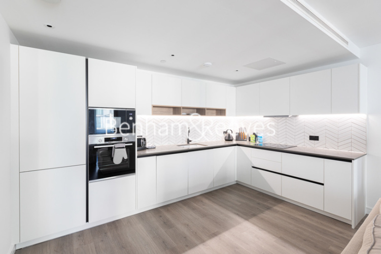 3  bedrooms flat to rent in Matcham House, 21 Glenthorne Road, W6-image 2