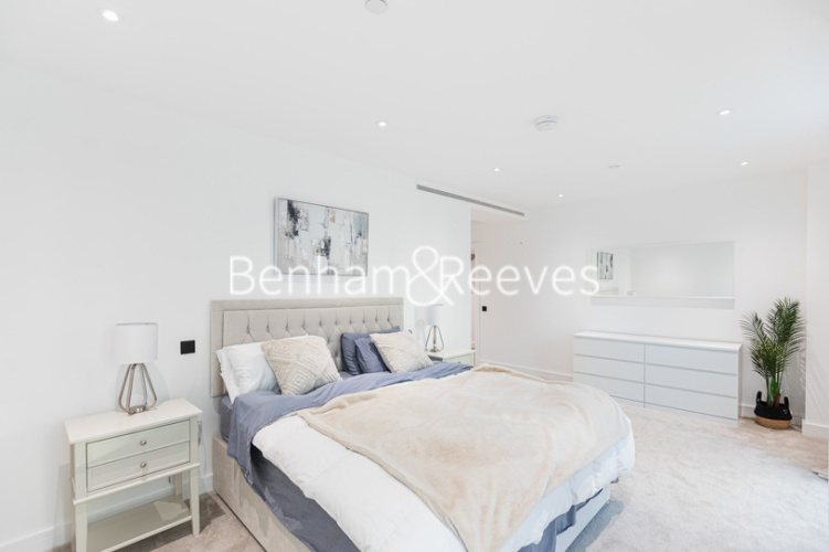 3  bedrooms flat to rent in Matcham House, 21 Glenthorne Road, W6-image 11