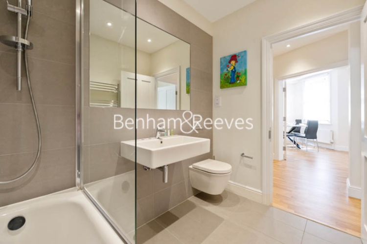 3 bedrooms flat to rent in Hamlet Gardens, Hammersmith, W6-image 4