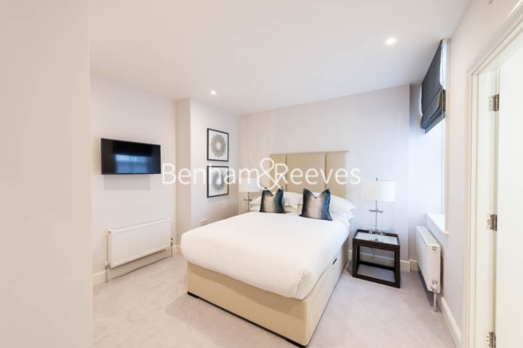 3 bedrooms flat to rent in Hamlet Garden, Hammersmith, W6-image 12