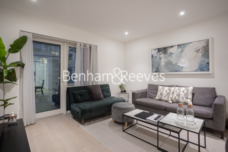2  bedrooms flat to rent in Faulkner House, Tierney Lane, W6-image 1
