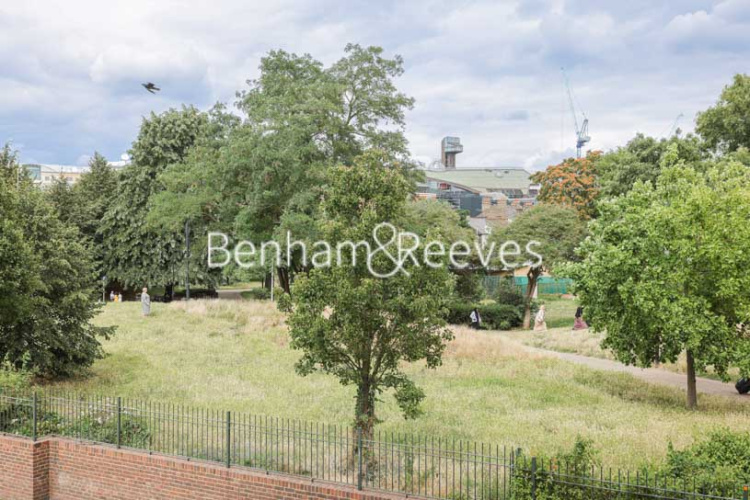 2  bedrooms flat to rent in Holland House, Parrs Way, W6-image 6