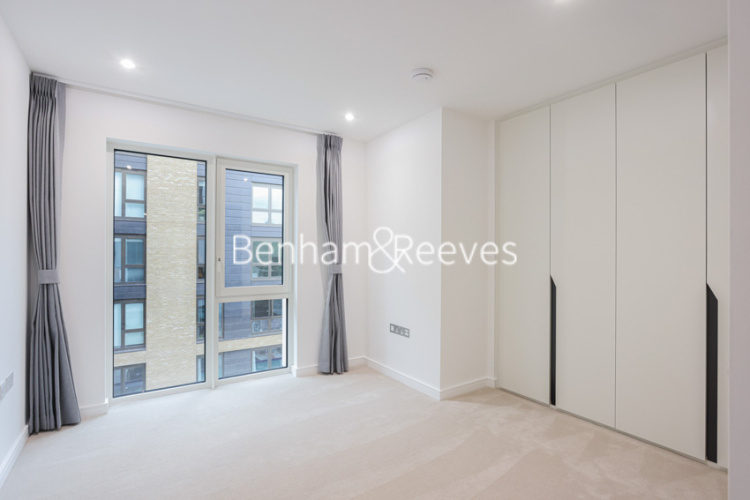 2  bedrooms flat to rent in Holland House, Parrs Way, W6-image 27