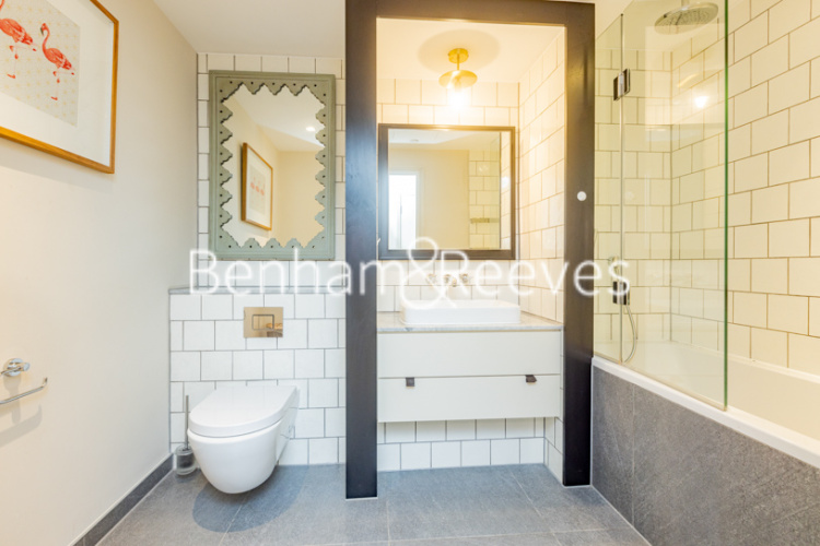 1 bedroom flat to rent in Crisp Road, Hammersmith, W6-image 4